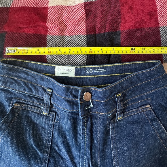 Pilcro The Wanderer Mid Rise Relaxed Leg Jeans size 28 - Picture 8 of 8